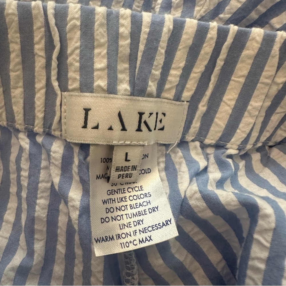 Lake Georgie pocket shorts set pajamas blue seersucker- Size large - Picture 11 of 11